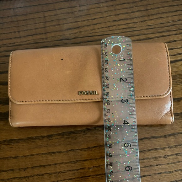 FOSSIL Brown Leather Bifold Checkbook Wallet - Picture 7 of 7